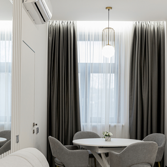 Светильник одинарный Maytoni P363PL-01G